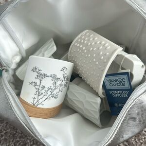 Bundle of 5 Yankee candle scent plug in wallflower